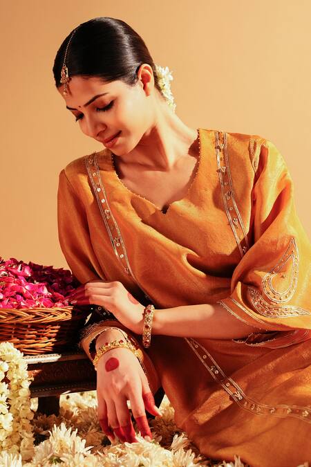 Tangerine By Asfa_Gold Tissue Sequins, Gota Patti Keyhole Neck Lacework Kurta With Pant_Online_at_Aza_Fashions