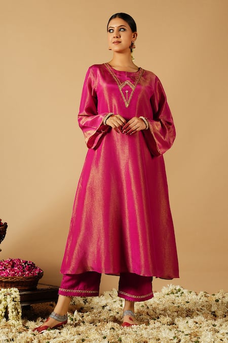 Tangerine by ASFA Pink Tissue Embroidered Sequin V-neck Gota Lace Kurta With Pant 