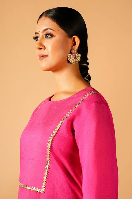 Buy Tangerine By Asfa Pink Chanderi Silk Embroidery Round Neck Ombre A-line Kurta With Pant Online at Aza Fashions Buy_Tangerine By Asfa_Pink Chanderi Silk Embroidery Round Neck Ombre A-line Kurta With Pant_Online_at_Aza_Fashions
