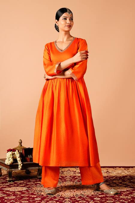 Shop Tangerine By Asfa Orange Chanderi Silk Gota Patti V-neck Flared A-line Kurta With Pant at Aza Fashions Shop_Tangerine By Asfa_Orange Chanderi Silk Gota Patti V-neck Flared A-line Kurta With Pant_at_Aza_Fashions