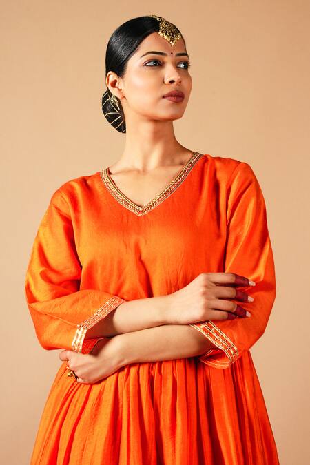 Shop Tangerine By Asfa Orange Chanderi Silk Gota Patti V-neck Flared A-line Kurta With Pant Online at Aza Fashions Shop_Tangerine By Asfa_Orange Chanderi Silk Gota Patti V-neck Flared A-line Kurta With Pant_Online_at_Aza_Fashions
