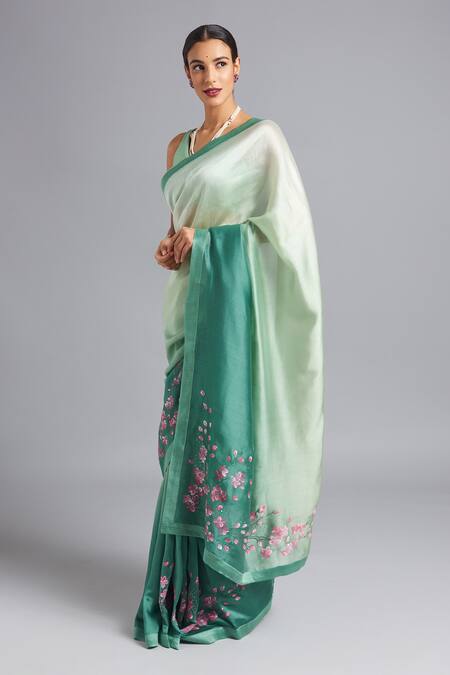 Akutee Green Chanderi, Silk Suman Hand Painted Ombre Saree With Unstitched Blouse Piece Online at Aza Fashions Akutee_Green Chanderi, Silk Suman Hand Painted Ombre Saree With Unstitched Blouse Piece_Online_at_Aza_Fashions