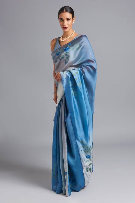 Buy_Akutee_Blue Silk Jaymala Floral Pattern Ombre Saree With Unstitched Blouse Piece_Online_at_Aza_Fashions