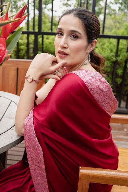 Buy_Akutee_Pink Satin, Veerangna Banarasi Brocade Border Saree With Unstitched Blouse Piece_Online_at_Aza_Fashions