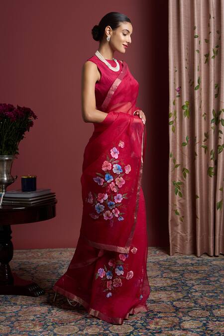 Akutee_Maroon Organza, Rajeshwari Floral Patterned Saree With Unstitched Blouse Piece_Online_at_Aza_Fashions