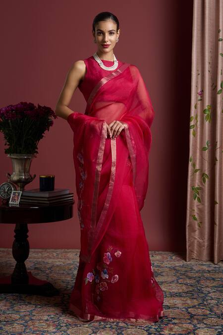 Shop_Akutee_Maroon Organza, Rajeshwari Floral Patterned Saree With Unstitched Blouse Piece_Online_at_Aza_Fashions