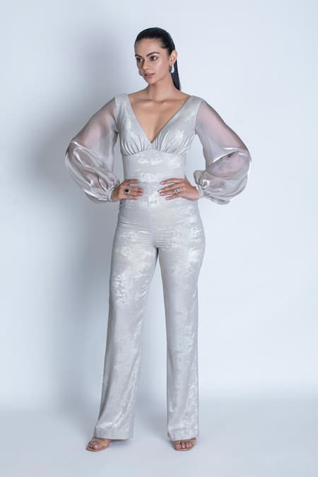 ORU PRET Shimmer Plunge Neck Jumpsuit With Belt 