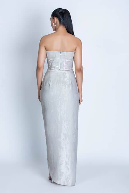 Oru Pret Hand Embroidered Corset With Draped Skirt 