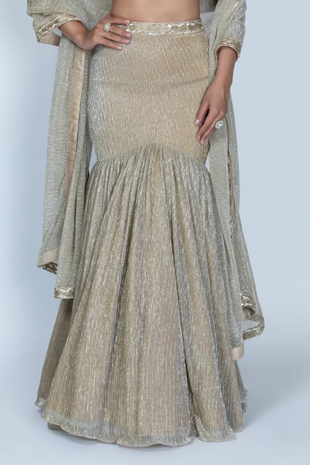 Oru Pret_Gold Silk Embroidery Plunge Neck Waist Mermaid Lehenga Blouse Set _Online_at_Aza_Fashions