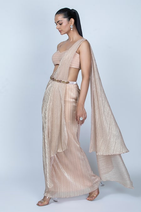 Oru Pret_Peach Silk Embroidery Sweetheart Neck Shimmer Pleat Pre-draped Saree With Blouse _Online_at_Aza_Fashions