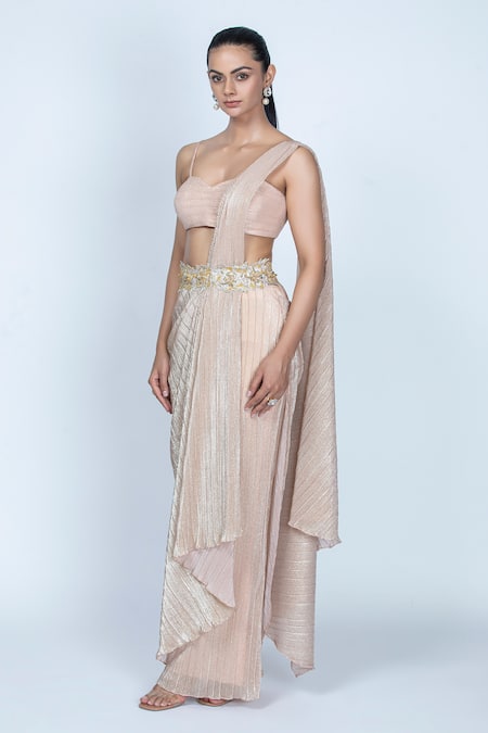 Oru Pret_Peach Silk Embroidery Sweetheart Shimmer Pleat Pre-draped Saree Set With Belt _Online_at_Aza_Fashions