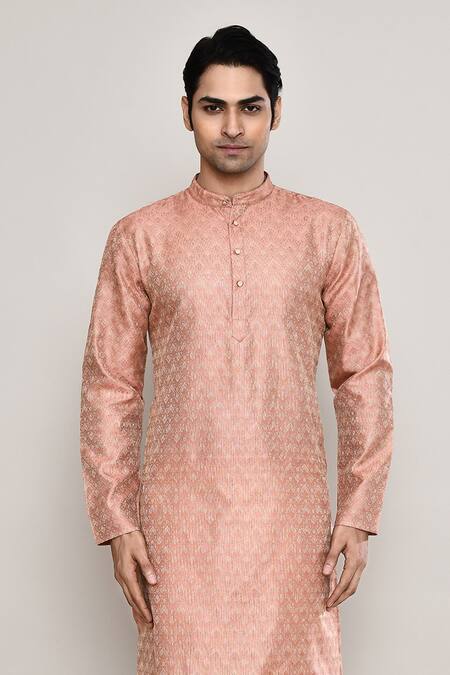 Buy_Arihant Rai Sinha_Peach Silk, Jacquard Abstract Butti Pattern Kurta _Online_at_Aza_Fashions