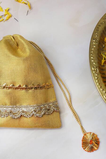 Buy_Soho Boho Studio By Aarti Thakur_Gold Gota Lace Silk Embellished Potli - Set Of 10 _Online_at_Aza_Fashions