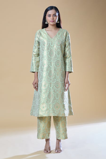 Samyukta Singhania_Green Brocade Embroidery V-neck Floral A-line Kurta With Pant _Online_at_Aza_Fashions
