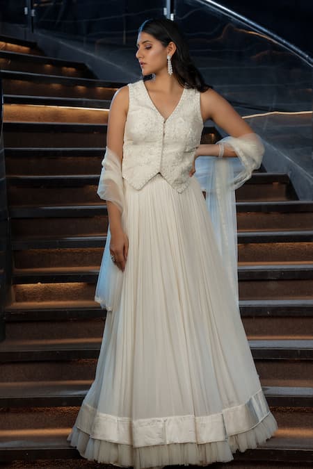 Buy_Aakansha Gupta_Ivory Net, Chiffon, Rayon, Ramie Layered Lehenga Set With Wire Waistcoat _Online_at_Aza_Fashions