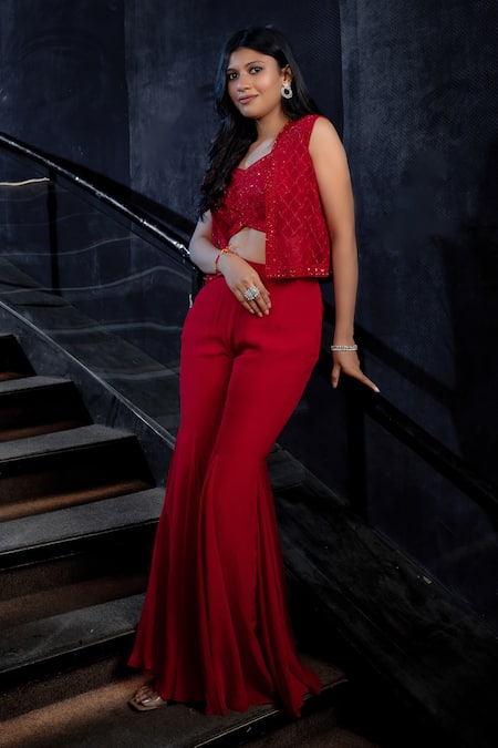 Aakansha Gupta_Red Organza, Net Sequins, Cut Dana Embroidered Scalloped Jacket Flared Pant Set _Online_at_Aza_Fashions