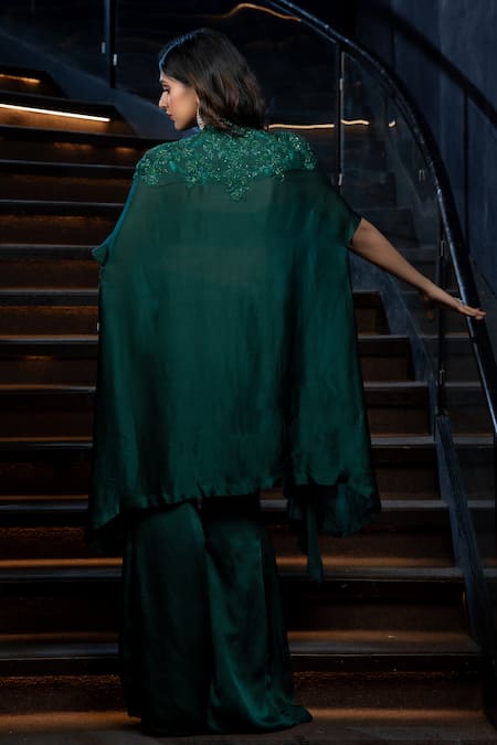 Aakansha Gupta Quinin Floral Embroidered Ruched Cape Flared Pant Set 