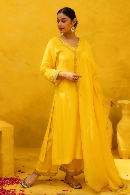 Shop Mithi Supari Yellow Organza, Jersey, Cotton Zari, Cut Lalitha And Zardozi Kurta Pant Set Online at Aza Fashions Shop_Mithi Supari_Yellow Organza, Jersey, Cotton Zari, Cut Lalitha And Zardozi Kurta Pant Set _Online_at_Aza_Fashions