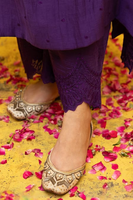 Shop Mithi Supari Purple Chanderi, Cotton Embroidery, Cut Work V-neck Chonga Butti Kurta Pant Set Shop_Mithi Supari_Purple Chanderi, Cotton Embroidery, Cut Work V-neck Chonga Butti Kurta Pant Set