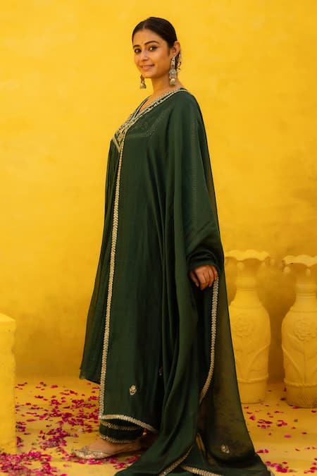 Mithi Supari Green Chanderi, Cotton Sequins, Embroidery V-neck Shaila Zari Kurta Pant Set at Aza Fashions Mithi Supari_Green Chanderi, Cotton Sequins, Embroidery V-neck Shaila Zari Kurta Pant Set _at_Aza_Fashions