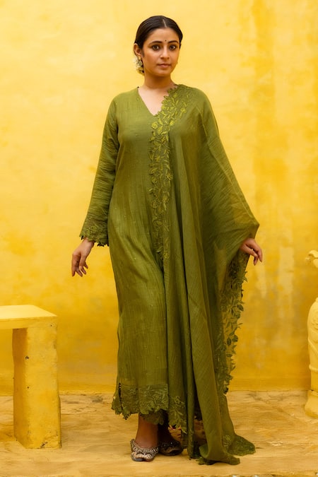 Shop Mithi Supari Green Chanderi, Cotton Embroidery, Cut Work V-neck Ratna Thread Kurta Set Online at Aza Fashions Shop_Mithi Supari_Green Chanderi, Cotton Embroidery, Cut Work V-neck Ratna Thread Kurta Set _Online_at_Aza_Fashions
