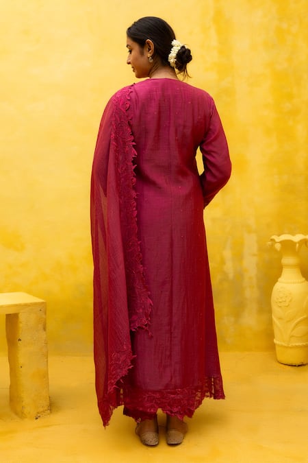 Mithi Supari Ratna Thread Work Kurta Set 