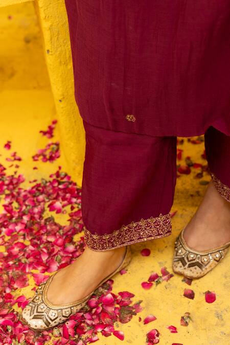 Buy Mithi Supari Wine Chanderi, Cotton Embroidery, Zari Round Neck Kunthi Kurta Set Online at Aza Fashions Buy_Mithi Supari_Wine Chanderi, Cotton Embroidery, Zari Round Neck Kunthi Kurta Set _Online_at_Aza_Fashions