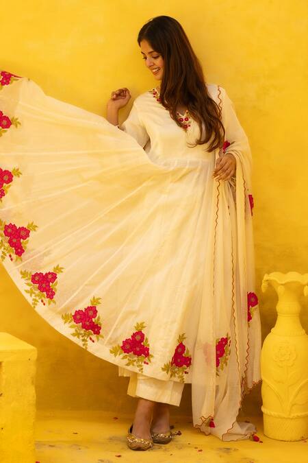 Buy Mithi Supari Ivory Silk, Chanderi, Muslin Embroidery, Applique Lata Kalidaar Kurta Set Online at Aza Fashions Buy_Mithi Supari_Ivory Silk, Chanderi, Muslin Embroidery, Applique Lata Kalidaar Kurta Set _Online_at_Aza_Fashions