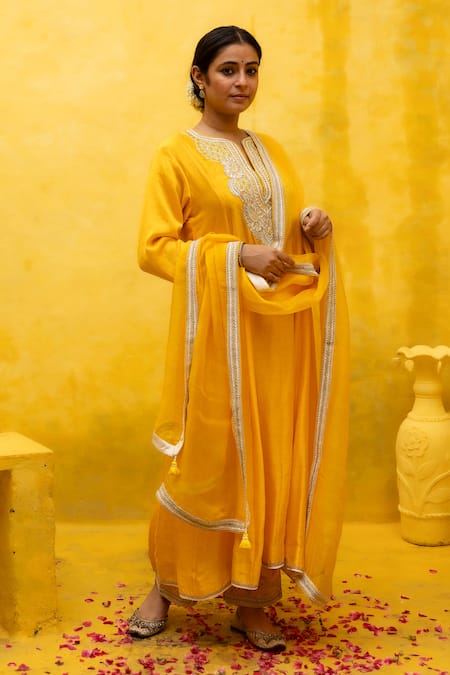Mithi Supari Yellow , , Chanderi, Embroidery, Zari Tilla Kurta Set Online at Aza Fashions Mithi Supari_Yellow , , Chanderi, Embroidery, Zari Tilla Kurta Set _Online_at_Aza_Fashions