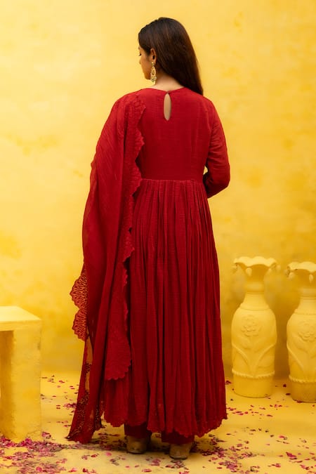 Shop Mithi Supari Red Chanderi, Cotton, Linen Embroidery Ghmoor Resham Thread Anarkali Pant Set at Aza Fashions Shop_Mithi Supari_Red Chanderi, Cotton, Linen Embroidery Ghmoor Resham Thread Anarkali Pant Set _at_Aza_Fashions