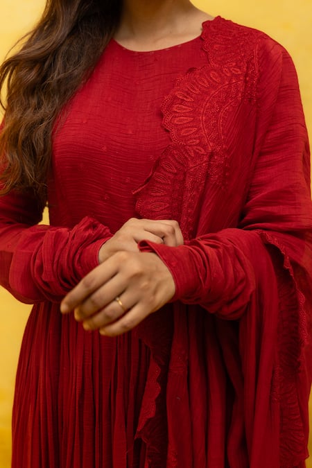 Buy Mithi Supari Red Chanderi, Cotton, Linen Embroidery Ghmoor Resham Thread Anarkali Pant Set Buy_Mithi Supari_Red Chanderi, Cotton, Linen Embroidery Ghmoor Resham Thread Anarkali Pant Set