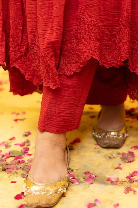 Shop Mithi Supari Red Chanderi, Cotton, Linen Embroidery Ghmoor Resham Thread Anarkali Pant Set Shop_Mithi Supari_Red Chanderi, Cotton, Linen Embroidery Ghmoor Resham Thread Anarkali Pant Set