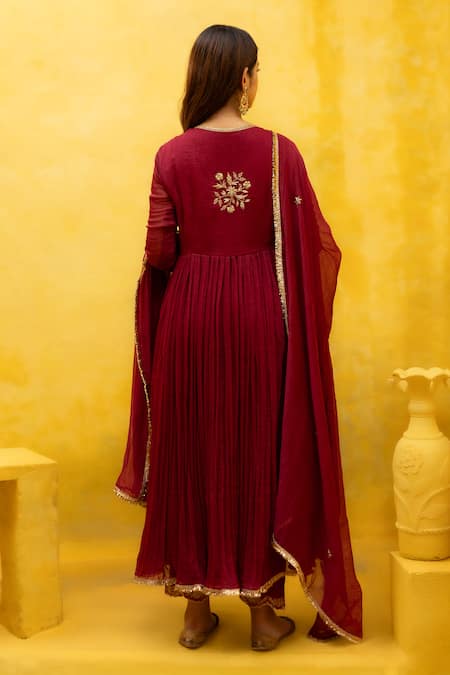 Shop Mithi Supari Maroon Chanderi, Cotton Embroidery, Zari Round Gayatri Zardozi Work Angrakha Set at Aza Fashions Shop_Mithi Supari_Maroon Chanderi, Cotton Embroidery, Zari Round Gayatri Zardozi Work Angrakha Set _at_Aza_Fashions