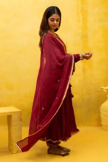 Mithi Supari Maroon Chanderi, Cotton Embroidery, Zari Round Gayatri Zardozi Work Angrakha Set at Aza Fashions Mithi Supari_Maroon Chanderi, Cotton Embroidery, Zari Round Gayatri Zardozi Work Angrakha Set _at_Aza_Fashions