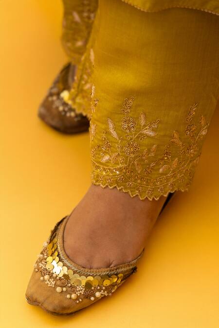 Mithi Supari Green Chanderi, Cotton Sequins, Embroidery, Zari Split Radhika Kurta Pant Set at Aza Fashions Mithi Supari_Green Chanderi, Cotton Sequins, Embroidery, Zari Split Radhika Kurta Pant Set _at_Aza_Fashions