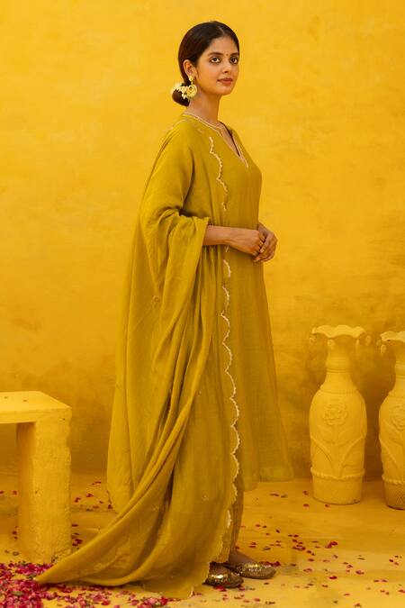 Buy Mithi Supari Green Chanderi, Cotton Sequins, Embroidery, Zari Split Radhika Kurta Pant Set Buy_Mithi Supari_Green Chanderi, Cotton Sequins, Embroidery, Zari Split Radhika Kurta Pant Set