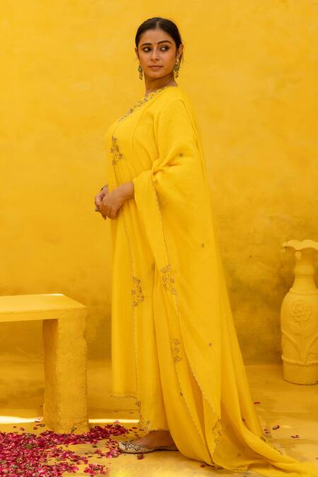 Mithi Supari Yellow Chanderi, Cotton, Linen Beads, Embroidery V-neck Kissa Kurta Pant Set at Aza Fashions Mithi Supari_Yellow Chanderi, Cotton, Linen Beads, Embroidery V-neck Kissa Kurta Pant Set _at_Aza_Fashions