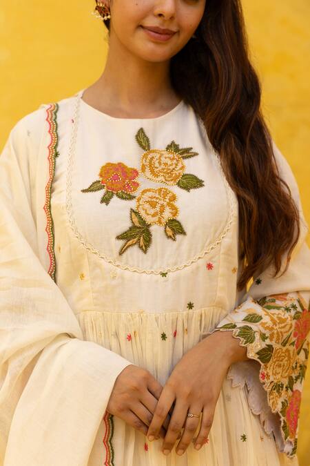 Buy Mithi Supari Ivory Chanderi, Cotton, Muslin Embroidery, Beads Round Mohi Floral Anarkali Set Buy_Mithi Supari_Ivory Chanderi, Cotton, Muslin Embroidery, Beads Round Mohi Floral Anarkali Set