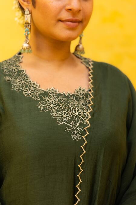 Mithi Supari Green Chanderi, Cotton Embroidery Round Neck Charu Kurta Pant Set Online at Aza Fashions Mithi Supari_Green Chanderi, Cotton Embroidery Round Neck Charu Kurta Pant Set _Online_at_Aza_Fashions