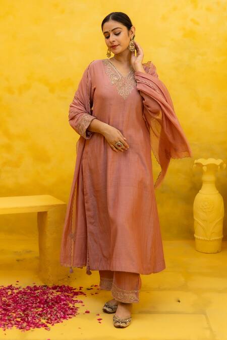 Buy_Mithi Supari_Pink Chanderi, Cotton Embroidery, Zari V-neck Sevantika Paisley Kurta Pant Set _Online_at_Aza_Fashions