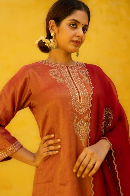 Mithi Supari Red , Organza, Cotton Embroidery, Zari, Kumkum Kurta Pant Set Online at Aza Fashions Mithi Supari_Red , Organza, Cotton Embroidery, Zari, Kumkum Kurta Pant Set _Online_at_Aza_Fashions