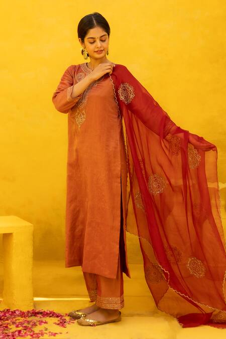 Buy Mithi Supari Red , Organza, Cotton Embroidery, Zari, Kumkum Kurta Pant Set Buy_Mithi Supari_Red , Organza, Cotton Embroidery, Zari, Kumkum Kurta Pant Set