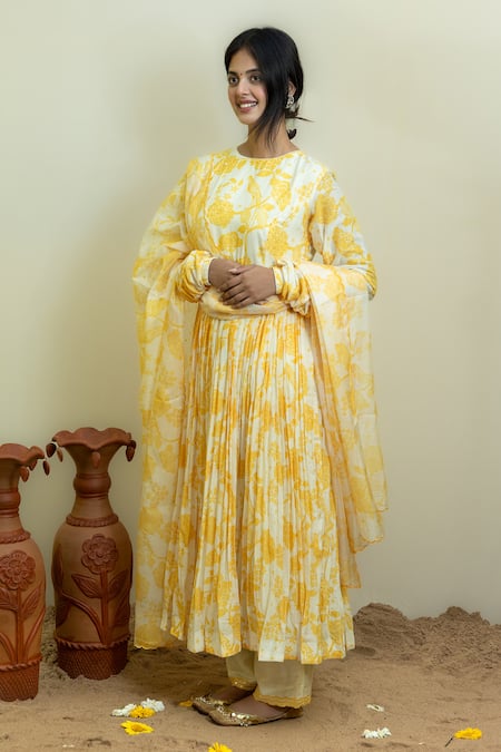 Buy_Mithi Supari_Yellow Viscose, Cotton Sequins, Embroidery Round Neck Floral Print Anarkali Set _Online_at_Aza_Fashions