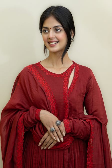 Mithi Supari_Maroon Chanderi Embroidery Round Neck Resham Angarkha Anarkali Set _at_Aza_Fashions