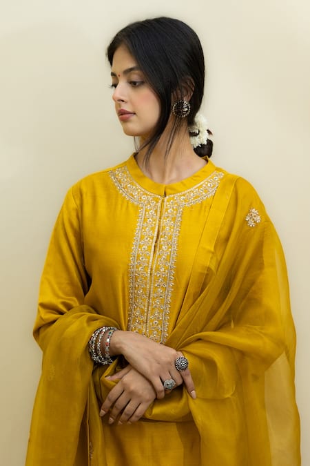 Shop_Mithi Supari_Yellow Silk, Chanderi, Organza Embroidery, Zari Round Neck Zardozi Kurta Set _Online_at_Aza_Fashions