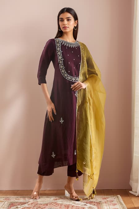 Samyukta Singhania Zari Embroidered Yoke Kurta Pant Set 