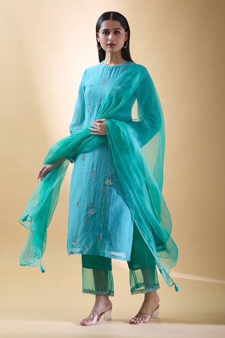 Samyukta Singhania Blue , Silk Organza, , Leaf Kurta Pant Set at Aza Fashions Samyukta Singhania_Blue , Silk Organza, , Leaf Kurta Pant Set _at_Aza_Fashions