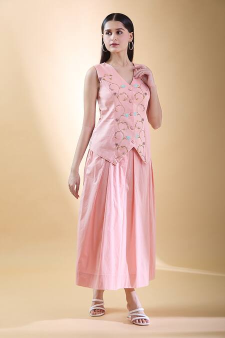 Buy Naintara Bajaj Peach Cotton Beads, Cut Work V-neck Floral Embroidered Waistcoat With Skirt Online at Aza Fashions Buy_Naintara Bajaj_Peach Cotton Beads, Cut Work V-neck Floral Embroidered Waistcoat With Skirt _Online_at_Aza_Fashions