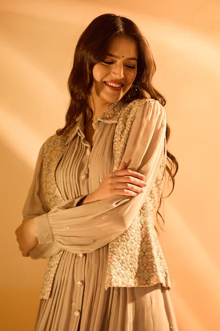 Shop_Samyukta Singhania_Grey Georgette Embroidery Collared, Open Pleat Detailed Kurta Set With Jacket 
