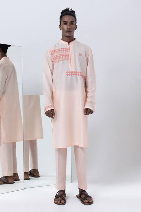 Kaha Peach Cotton, Silk Applique Houndstooth Embroidered Kurta With Pant Online at Aza Fashions Kaha_Peach Cotton, Silk Applique Houndstooth Embroidered Kurta With Pant_Online_at_Aza_Fashions